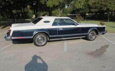 Lincoln-Continental-1979-WhiteBlue-7