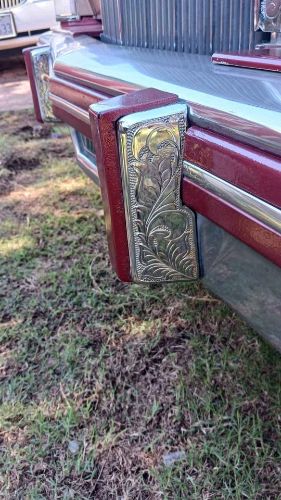 Lincoln-Continental-1980-2-Tone-Red-10