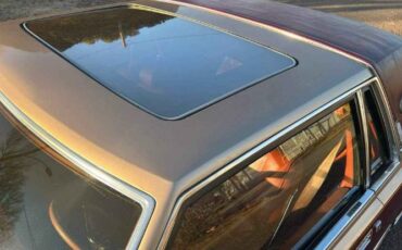 Lincoln-Continental-1980-2-Tone-Red-13
