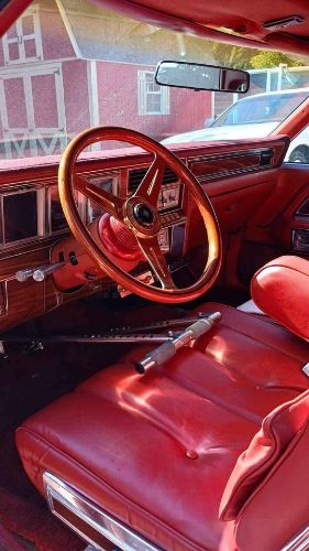 Lincoln-Continental-1980-2-Tone-Red-8