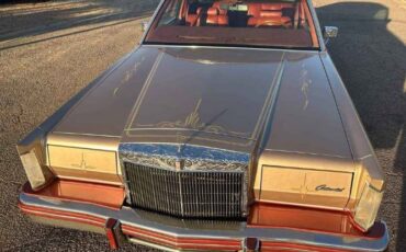 Lincoln-Continental-1980-2-Tone-Red-9
