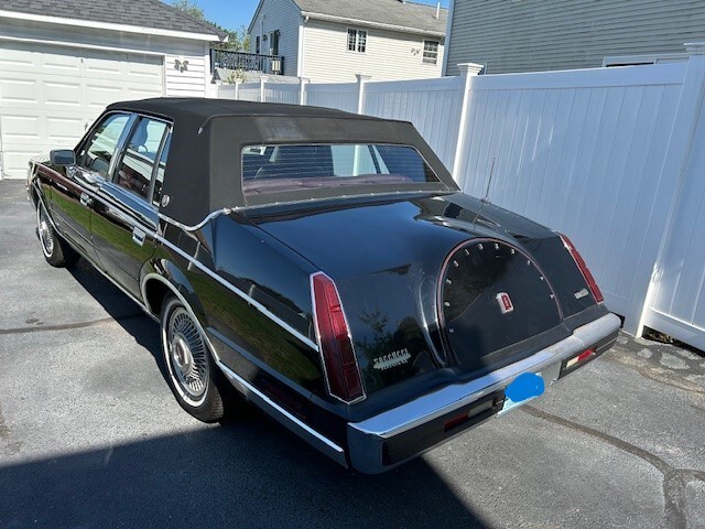 Lincoln-Continental-1987-Sedan-4