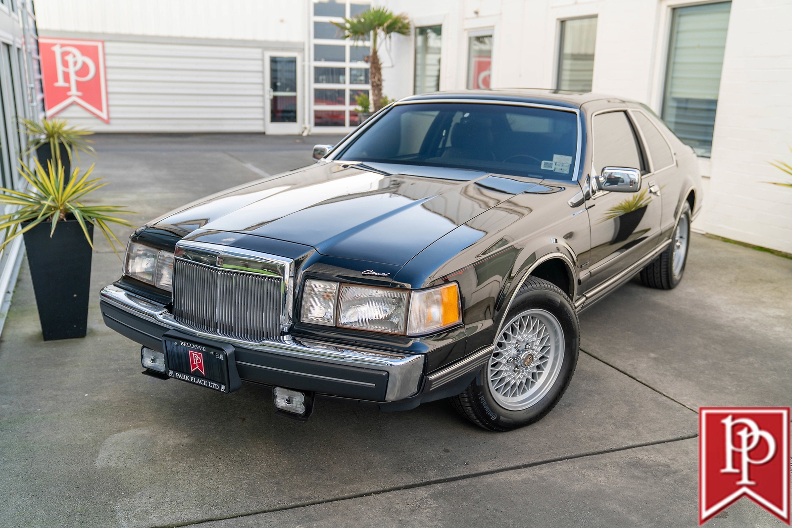 Lincoln-Continental-Mk-VII-1985-Coupe-1