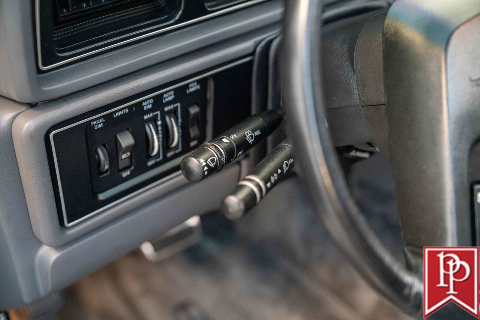 Lincoln-Continental-Mk-VII-1985-Coupe-21