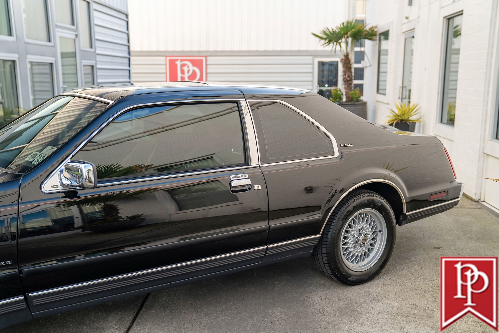 Lincoln-Continental-Mk-VII-1985-Coupe-8