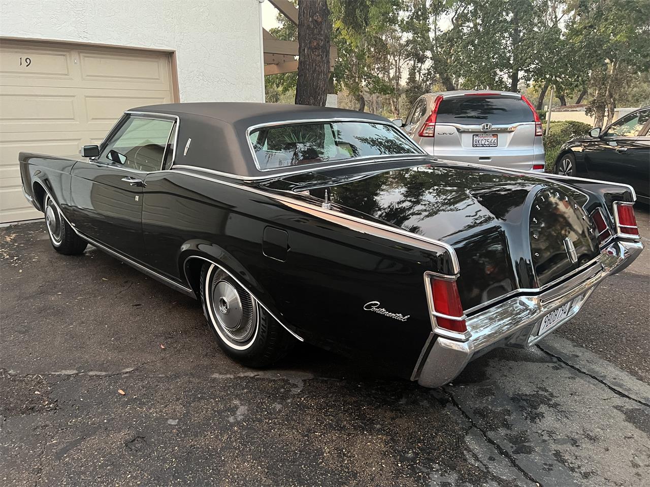 Lincoln-Continental-mark-iii-1970-Black-Red-1