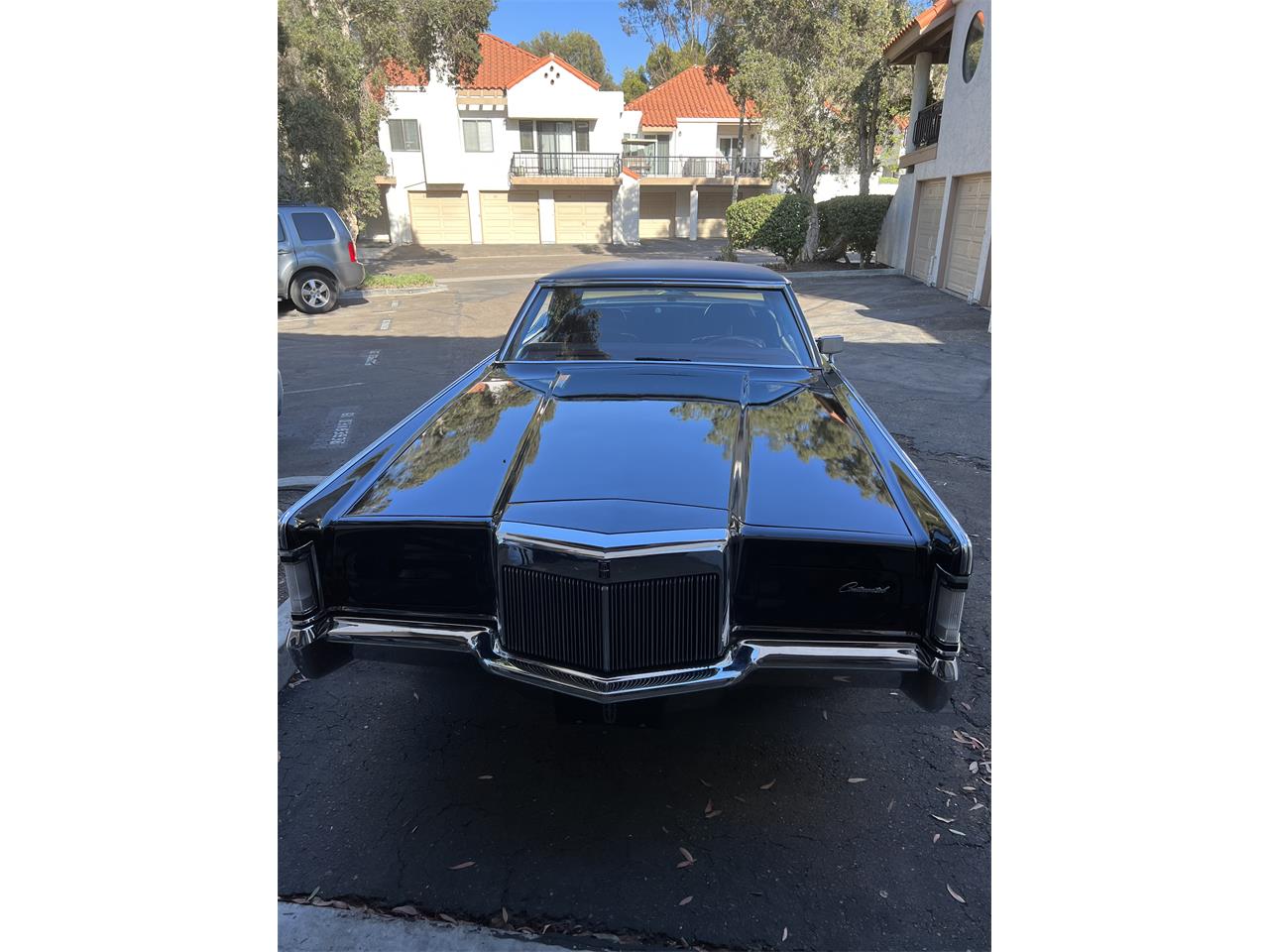 Lincoln-Continental-mark-iii-1970-Black-Red-10
