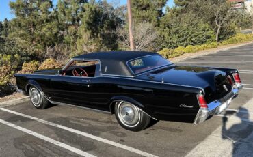 Lincoln-Continental-mark-iii-1970-Black-Red