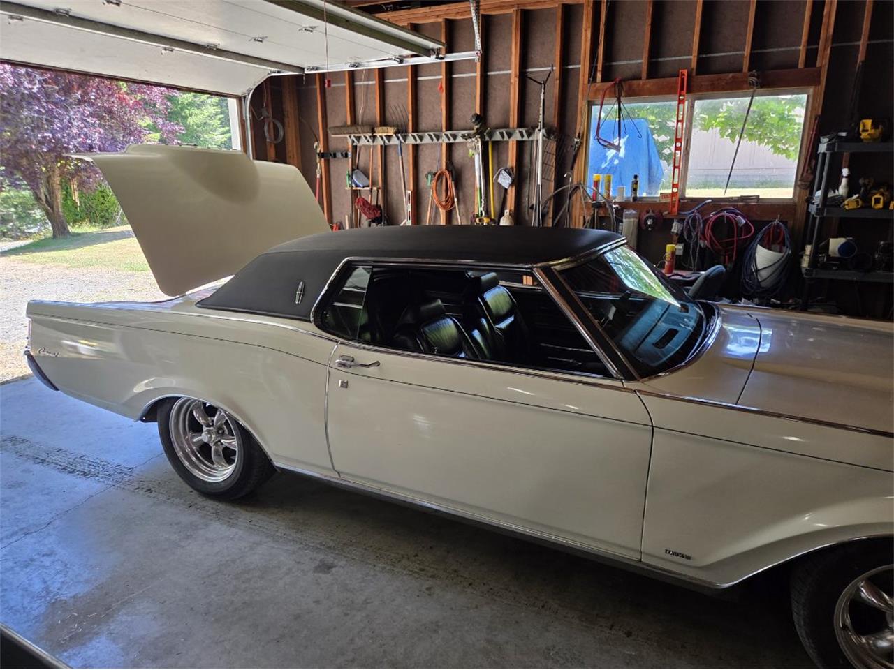 Lincoln-Continental-mark-iii-1970-White-Black-3