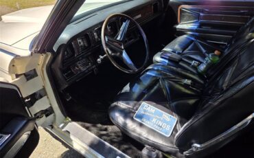 Lincoln-Continental-mark-iii-1970-White-Black