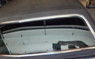 Lincoln-Continental-mark-iii-1970-White-Black-4