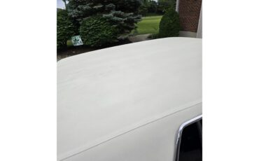 Lincoln-Continental-mark-iii-1970-White-Gold-11