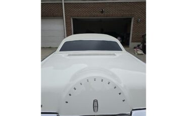 Lincoln-Continental-mark-iii-1970-White-Gold-14