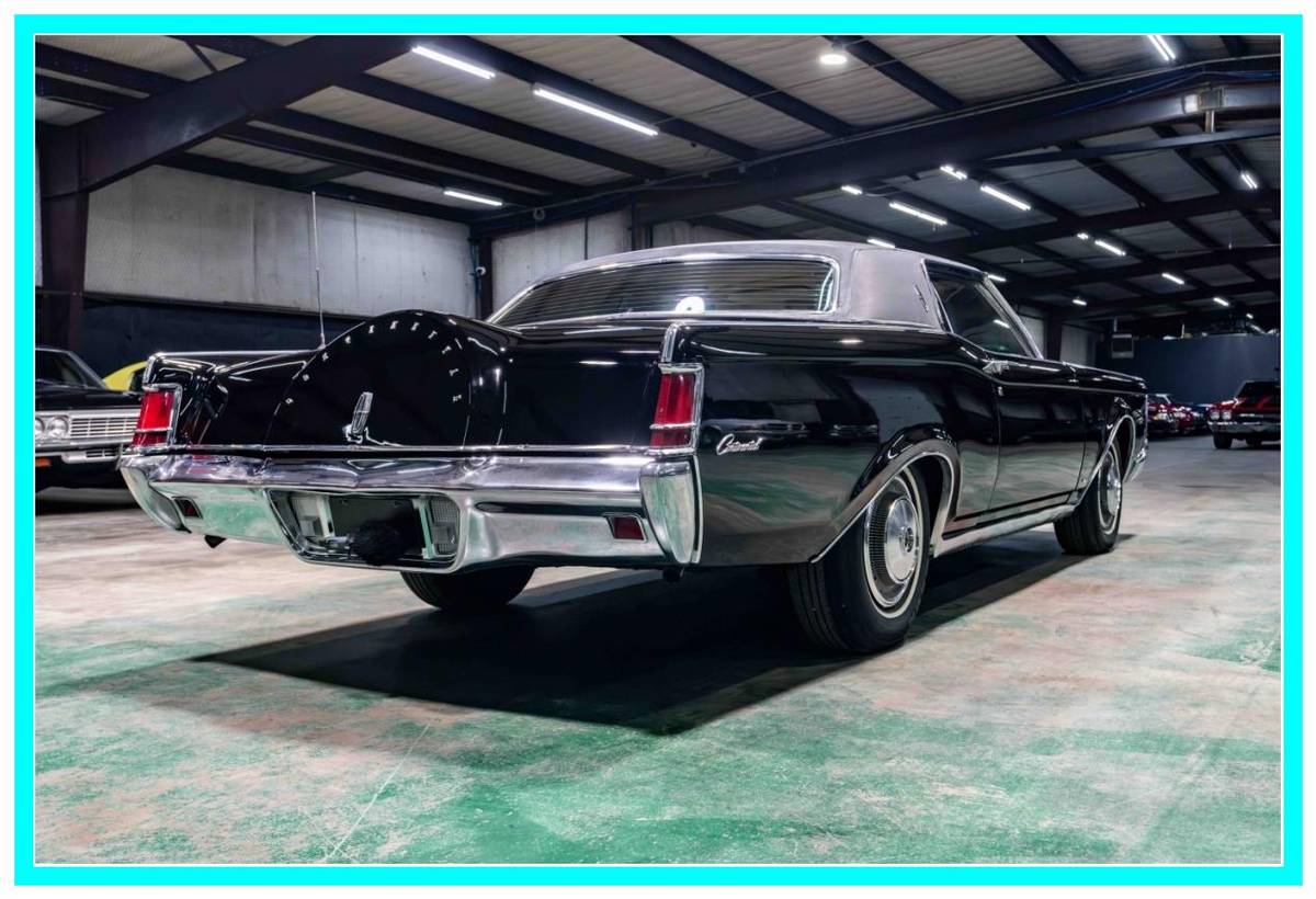 Lincoln-Continental-mark-iii-1970-black-1