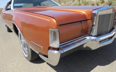 Lincoln-Continental-mark-iv-1972-Gold-Metallic-BROWN-10