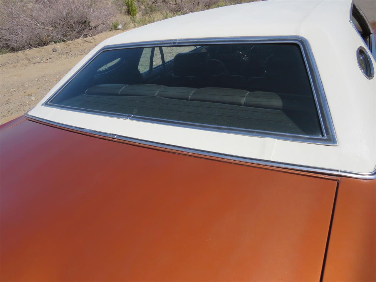 Lincoln-Continental-mark-iv-1972-Gold-Metallic-BROWN-18
