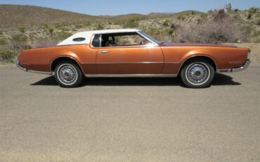 Lincoln-Continental-mark-iv-1972-Gold-Metallic-BROWN-32