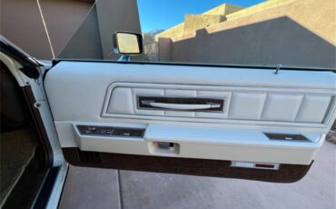 Lincoln-Continental-mark-iv-1973-WHITE-WHITE-10