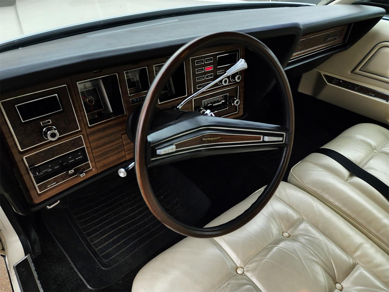 Lincoln-Continental-mark-iv-1973-White-White-11