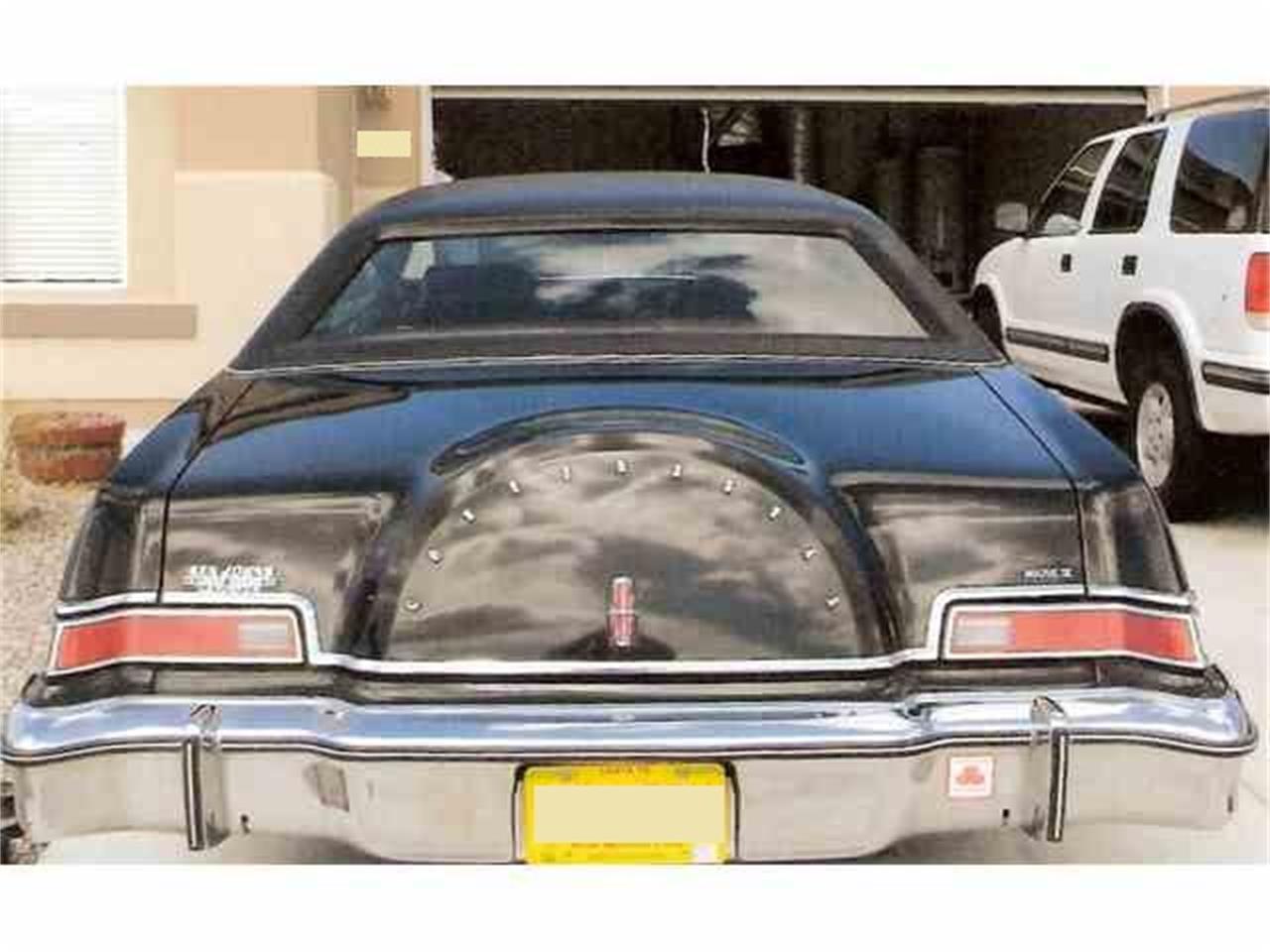 Lincoln-Continental-mark-iv-1975-Black-Red-8