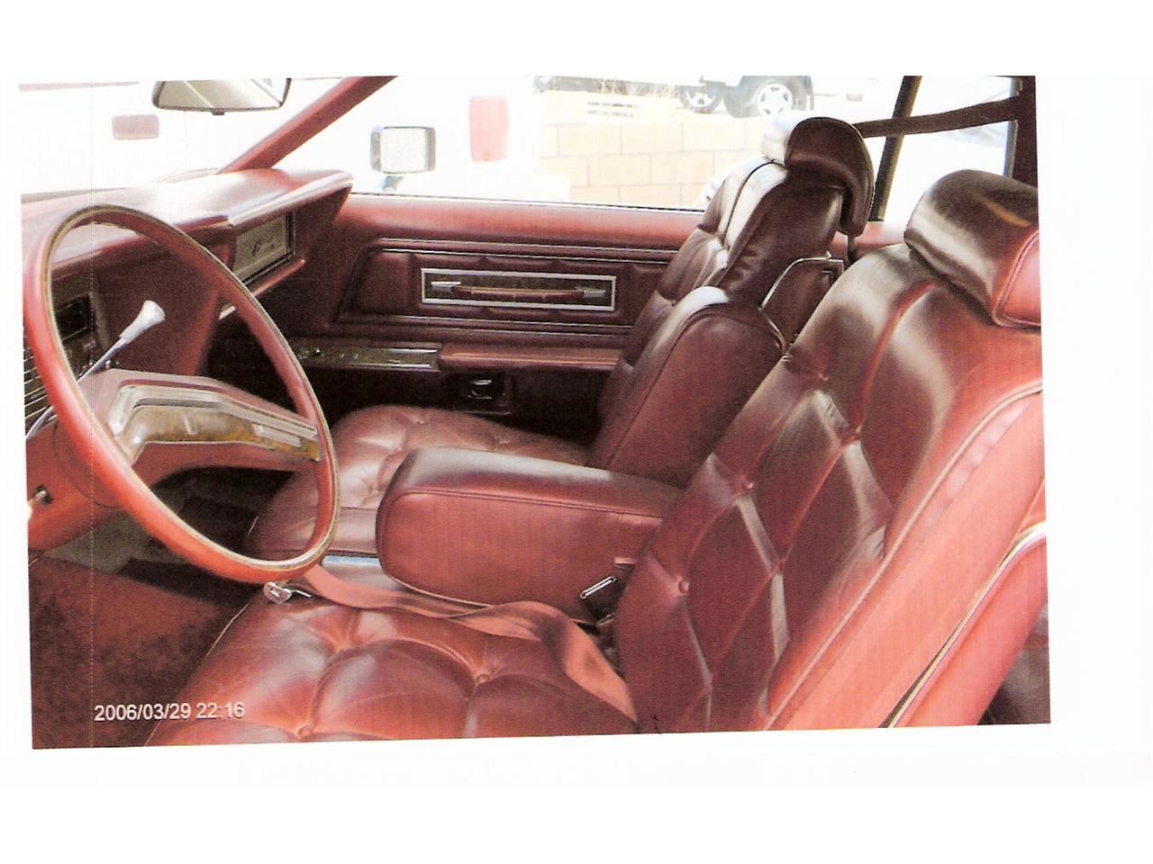Lincoln-Continental-mark-iv-1975-Black-Red-9