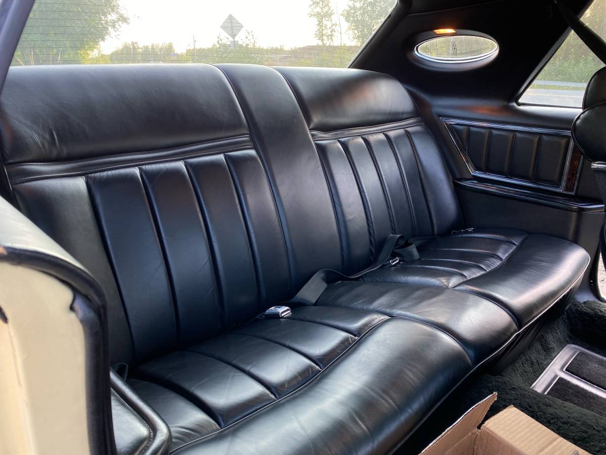 Lincoln-Continental-mark-v-1978-12