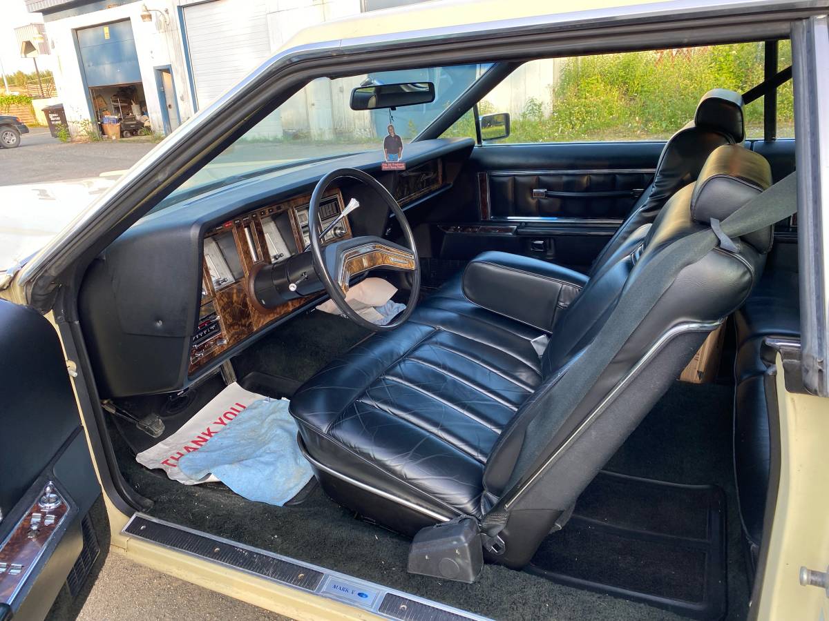 Lincoln-Continental-mark-v-1978-8