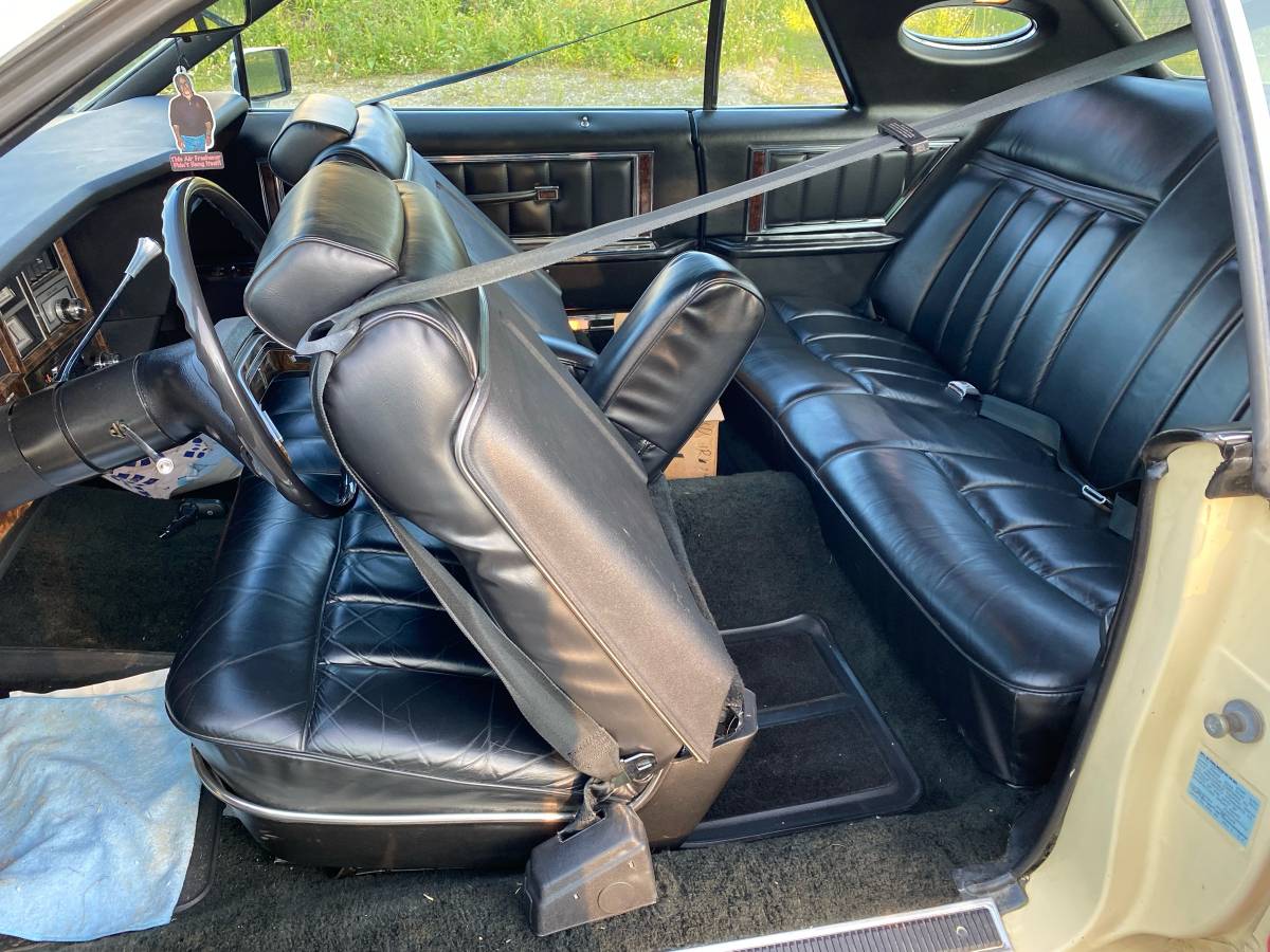 Lincoln-Continental-mark-v-1978-9