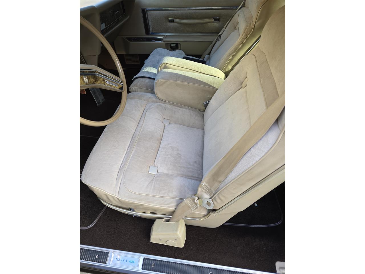 Lincoln-Continental-mark-v-1979-Brown-Beige-10