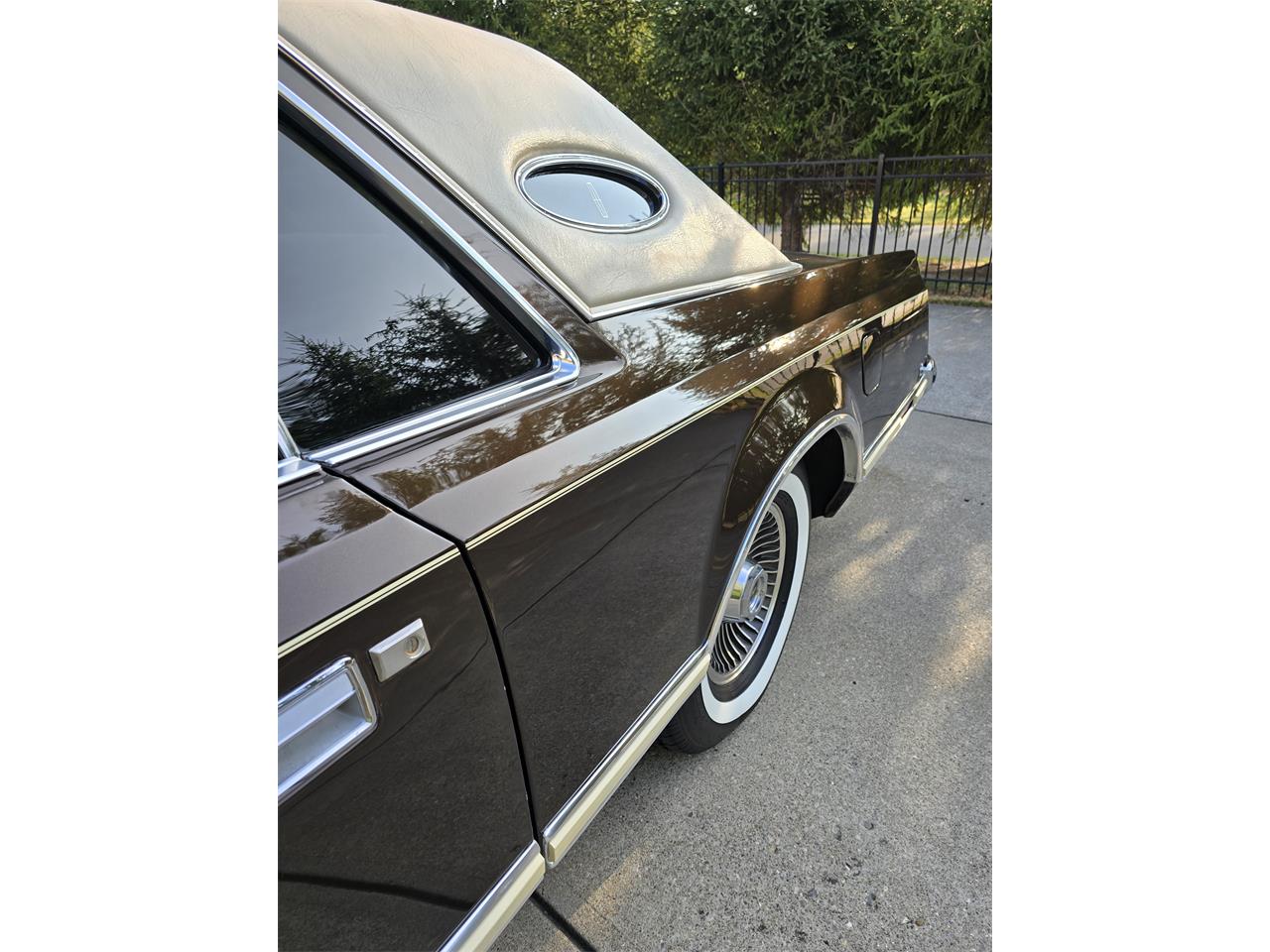Lincoln-Continental-mark-v-1979-Brown-Beige-8