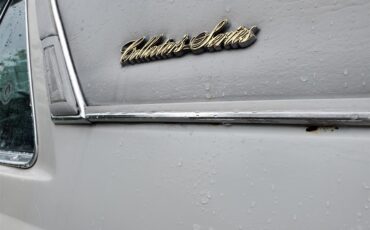 Lincoln-Continental-mark-v-1979-White-Blue-7