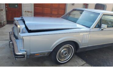 Lincoln-Continental-mark-vi-1983-Blue-Blue-1