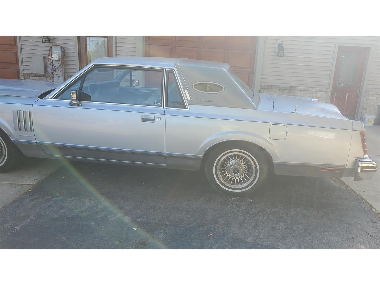 Lincoln-Continental-mark-vi-1983-Blue-Blue-3
