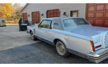Lincoln-Continental-mark-vi-1983-Blue-Blue-4