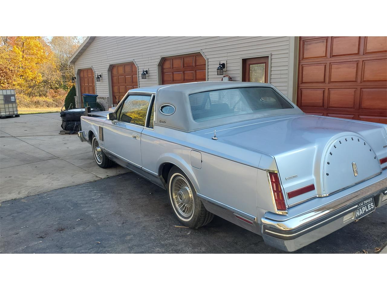 Lincoln-Continental-mark-vi-1983-Blue-Blue-5