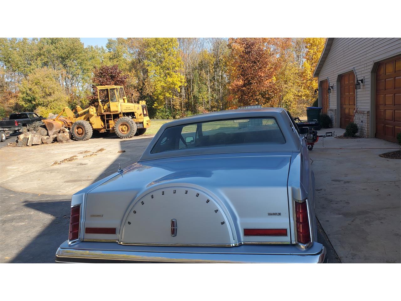 Lincoln-Continental-mark-vi-1983-Blue-Blue-6