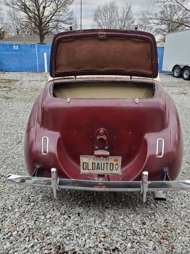 Lincoln-Convertible-1940-Red-2