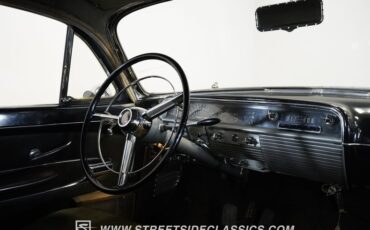 Lincoln-Cosmopolitan-1951-Black-Green-27