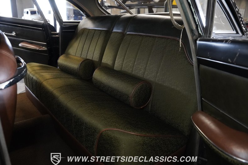 Lincoln-Cosmopolitan-1951-Black-Green-33