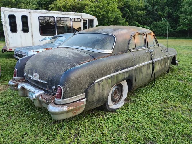 Lincoln-Cosmopolitan-1951-Gray-Gray-4