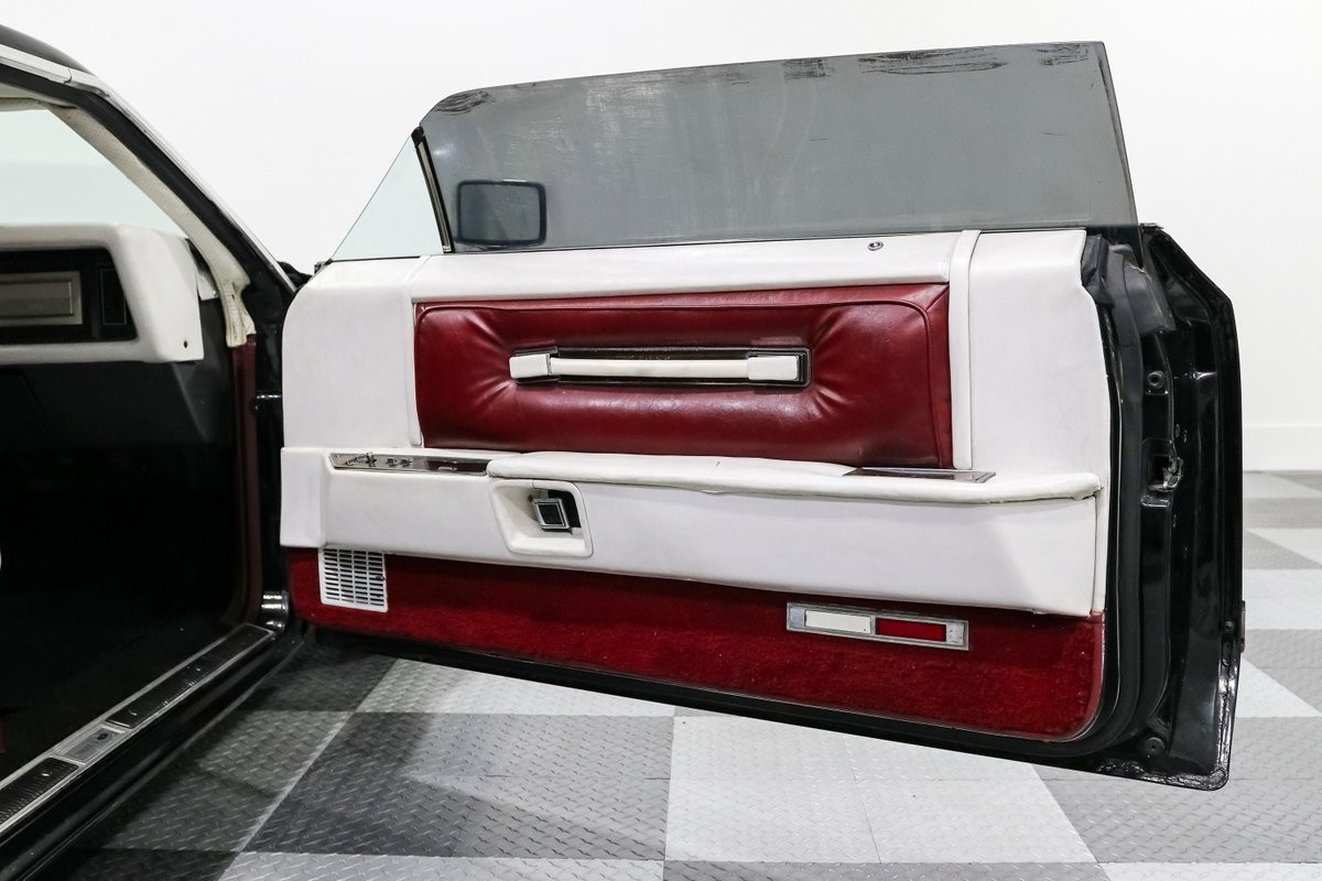 Lincoln-Mark-Series-1977-15