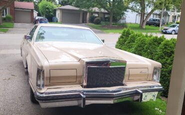 Lincoln-Mark-Series-1978-Coupe-2