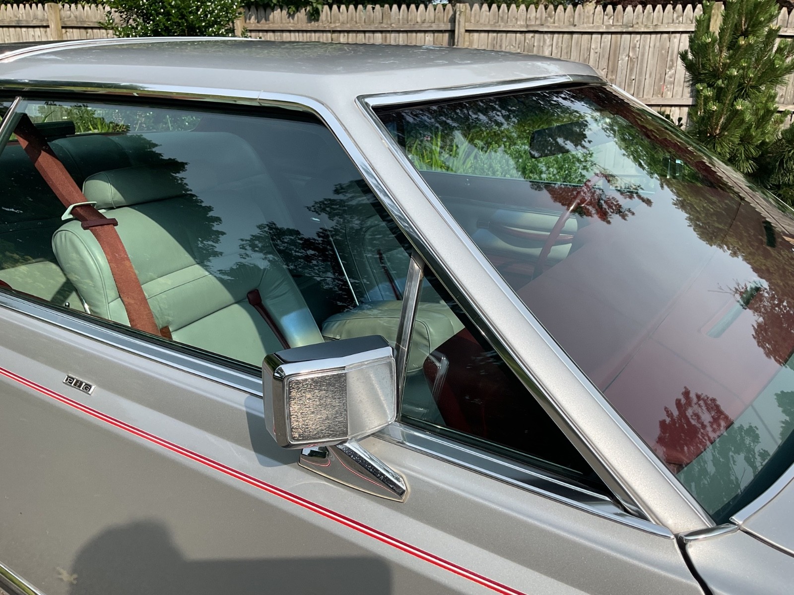 Lincoln-Mark-Series-1978-Coupe-2