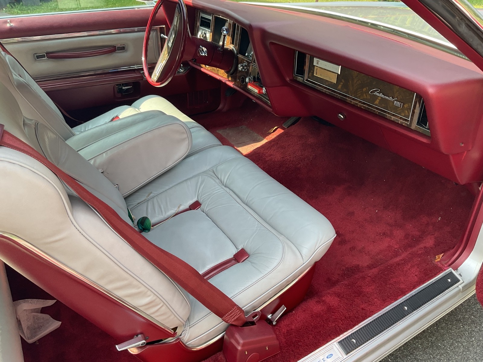 Lincoln-Mark-Series-1978-Coupe-24