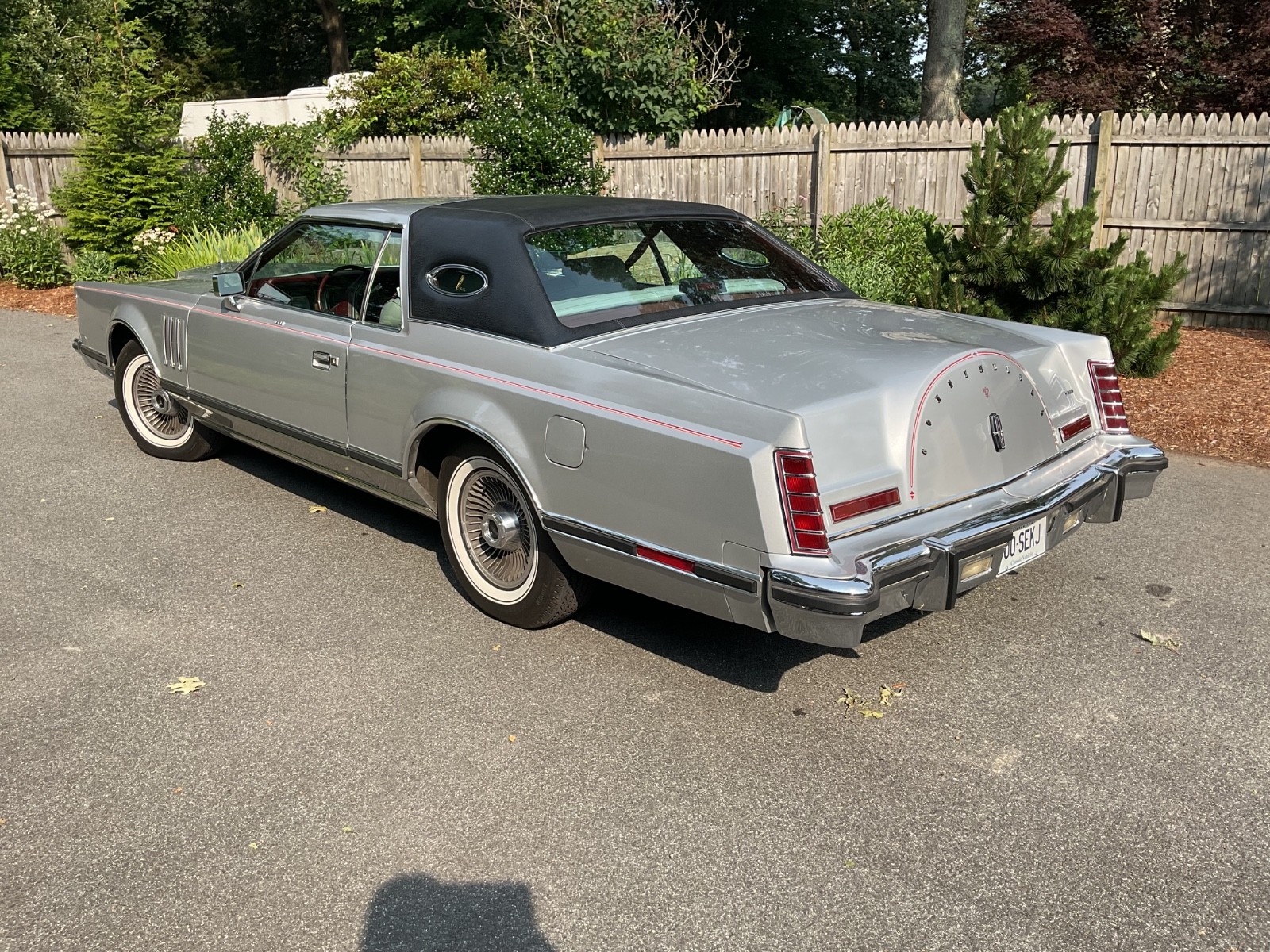 Lincoln-Mark-Series-1978-Coupe-25