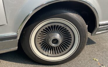 Lincoln-Mark-Series-1978-Coupe-3