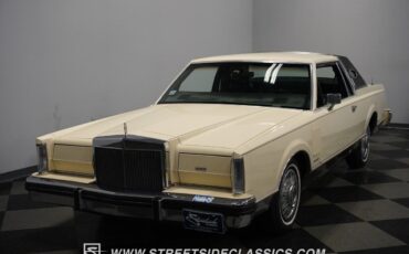 Lincoln-Mark-Series-1982-Coupe-22