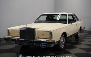Lincoln-Mark-Series-1982-Coupe-6