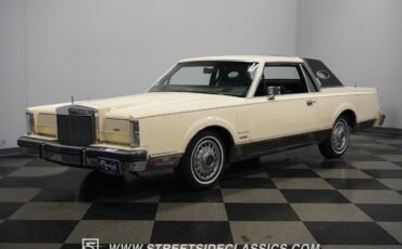 Lincoln-Mark-Series-1982-Coupe-7