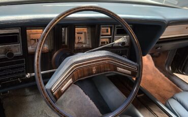 Lincoln-Mark-V-1978-14